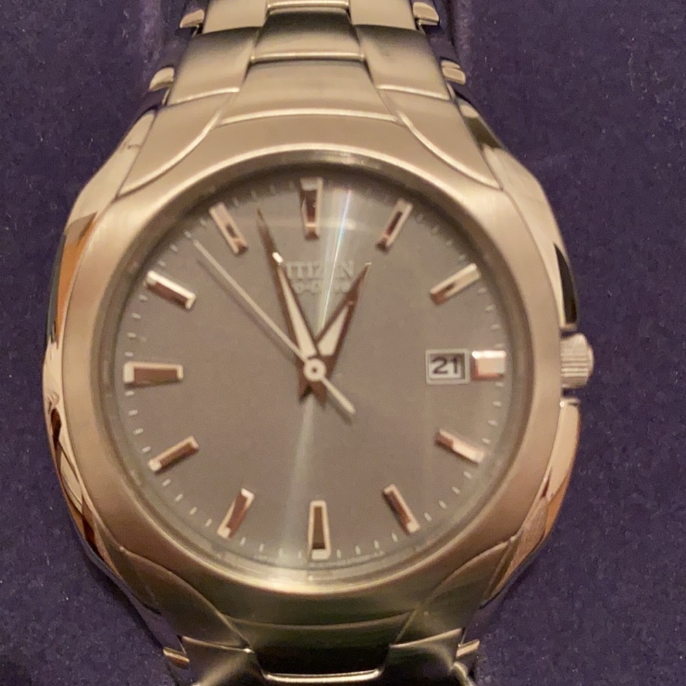 Ladies Citizen ECO-Drive watch​ - Picture 2 of 7